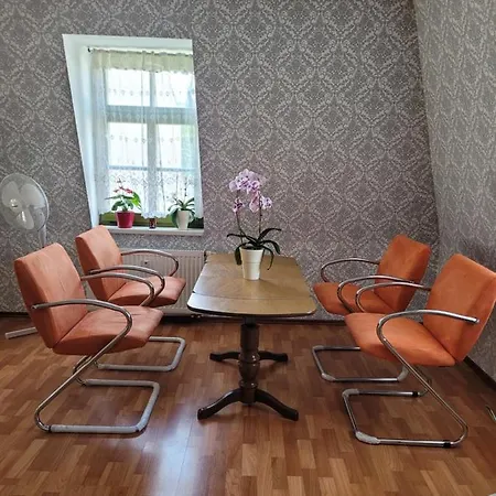 Pieschen Hertz _toller Preis * Dresden